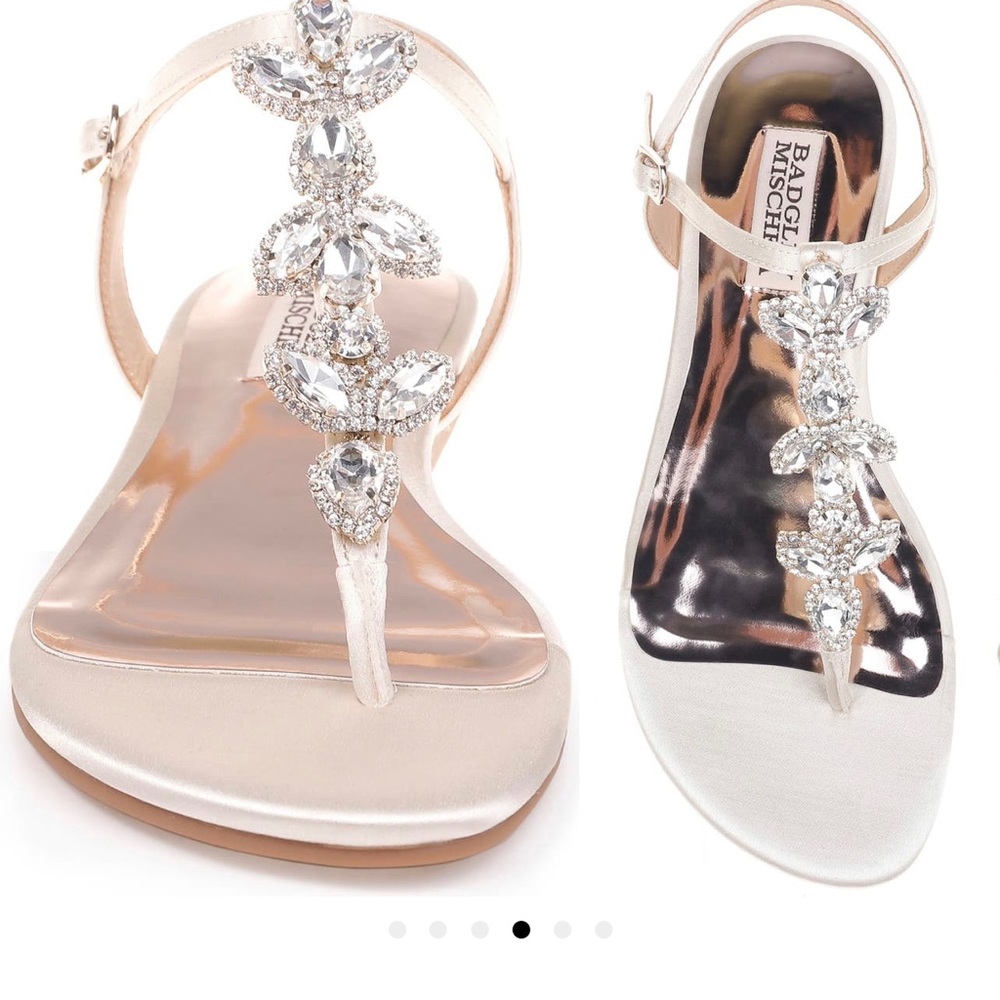 Women’s Badgley Mischka Sissi Crystal Embellished Sandal Size 9.5 Wedding Shoes